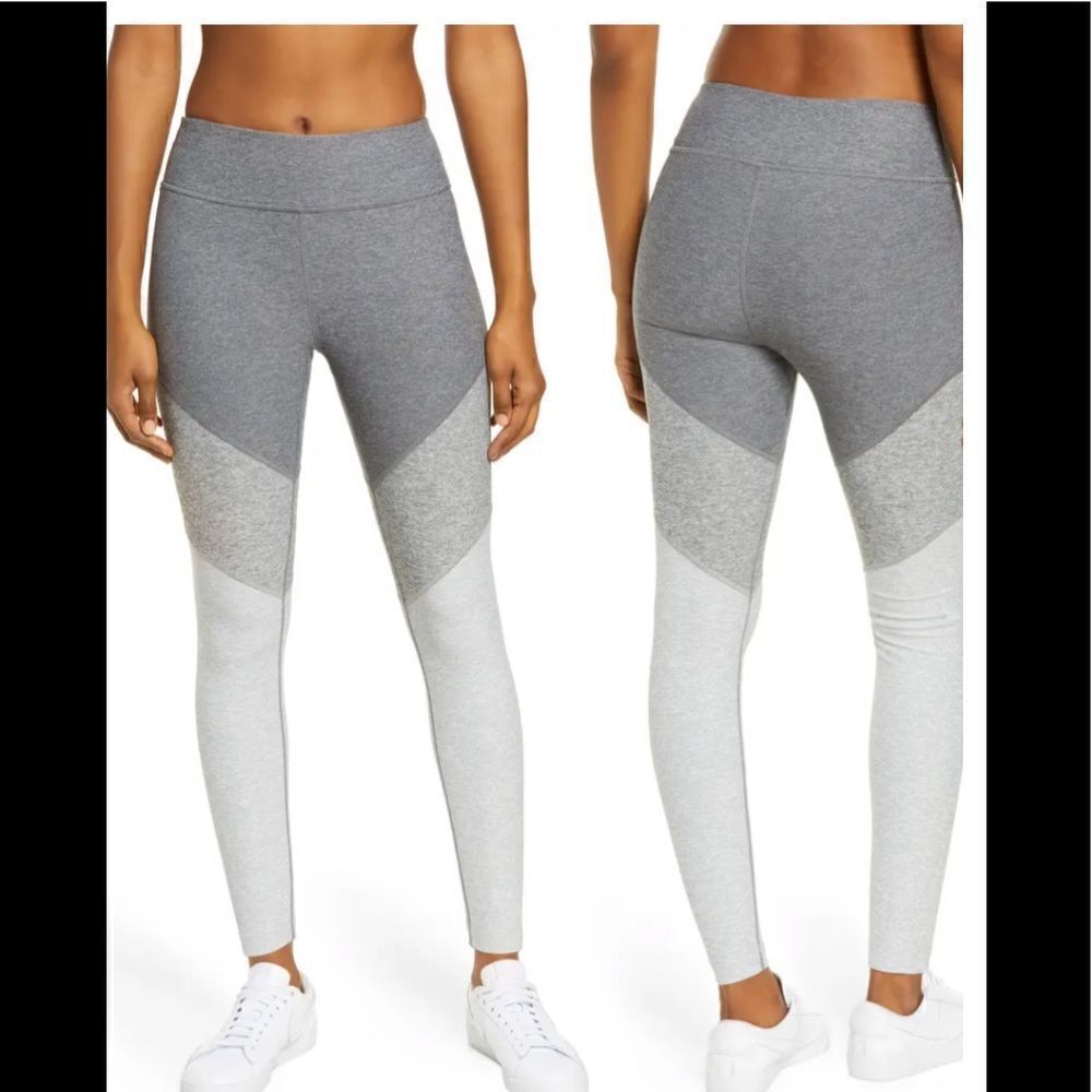EXCELLENT CONDITION SIZE SMALL OUTDOOR VOICES GRAY TRI-TONE 7/8 LEGGINGS